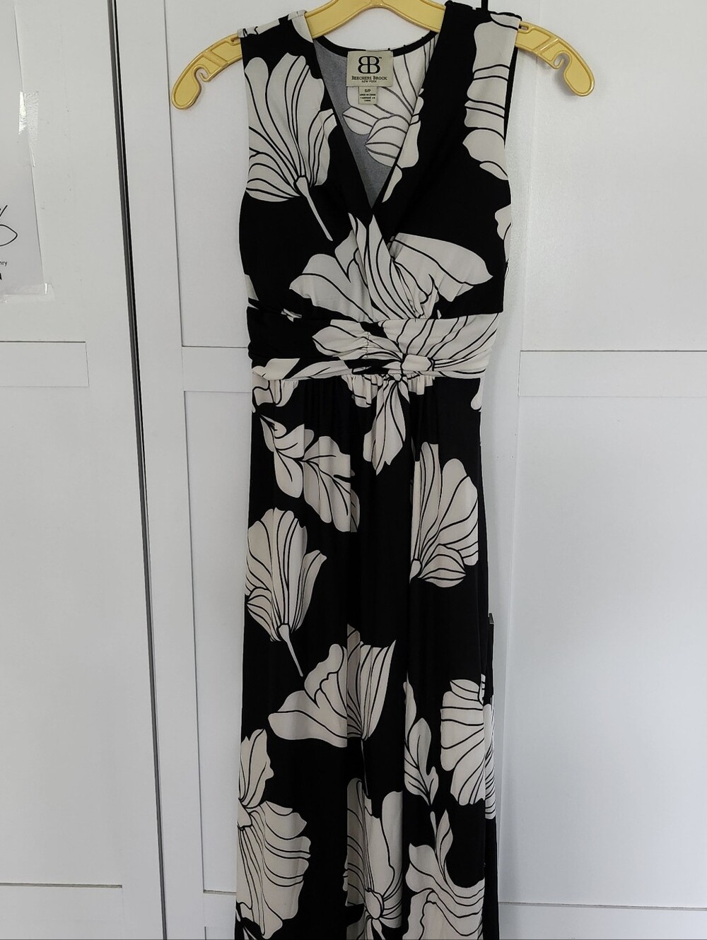 BB Dakota Black and Cream long Floral Maxi Dress Sz S
